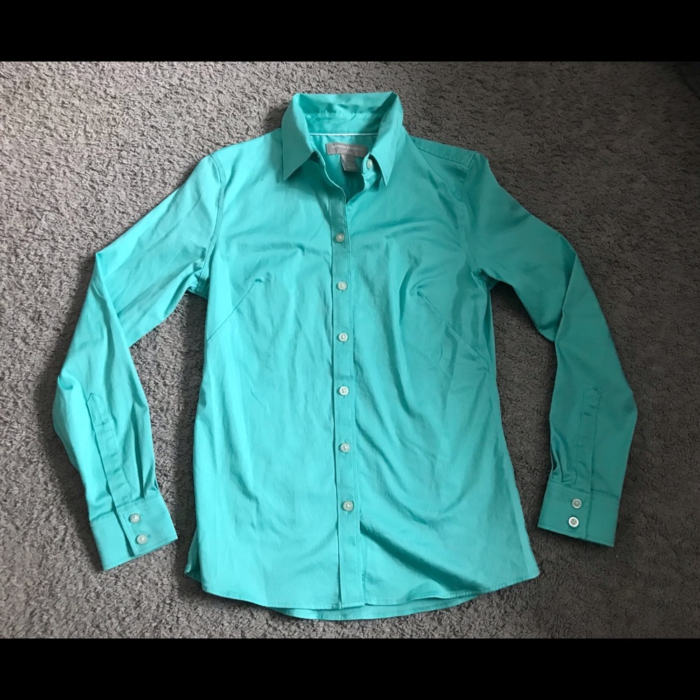Banana Republic Women’s Button Up Blouse Size 2